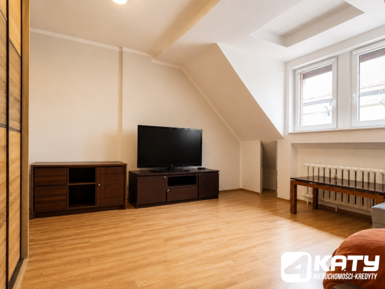 2 pokoje | 45,3 m² | Po remoncie | Dwustronne