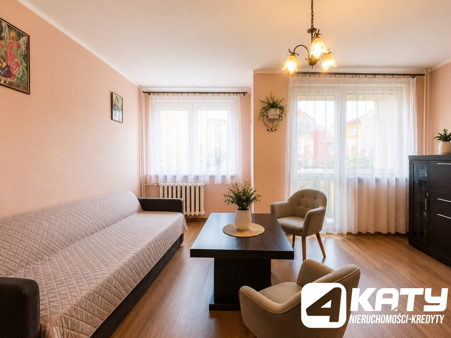 2 pokoje | Balkon | 3 piętro | Gotowe do zamieszkania | Śródmieście